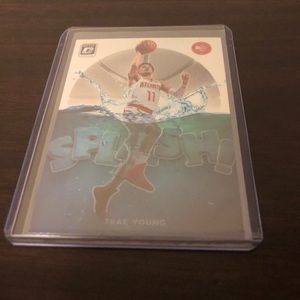 2019 Panini Donruss Optic Splash Trae Young Card